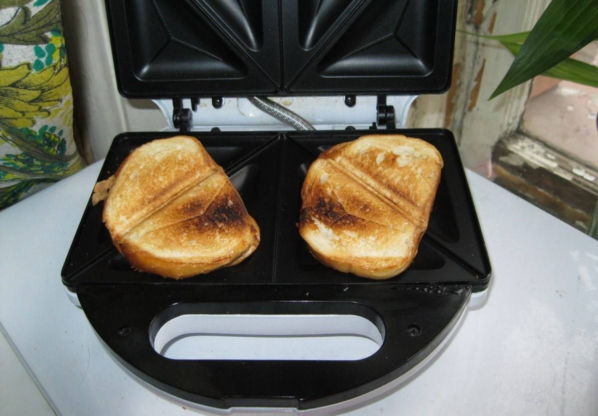 Как пользоваться электрической бутербродницей, что в ней можно приготовить кроме бутербродов