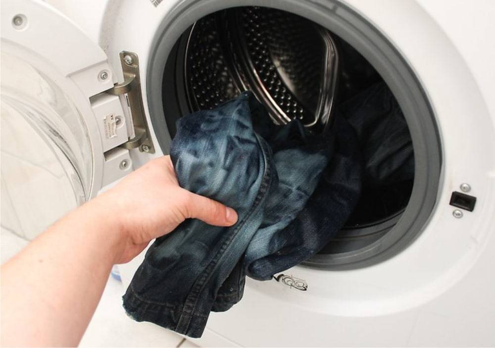 Почему стиральная машина рвет белье — причины