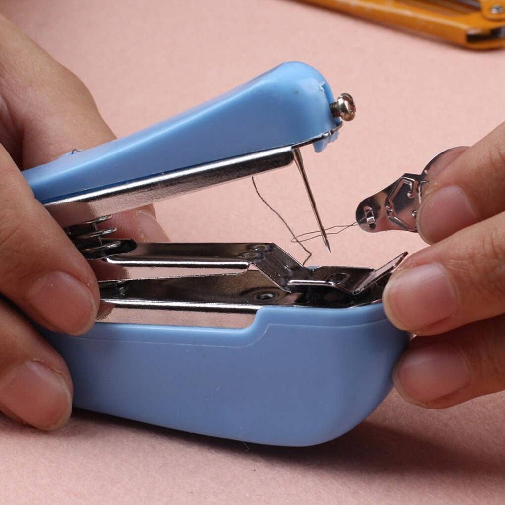 Как настроить ручную швейную машинку?