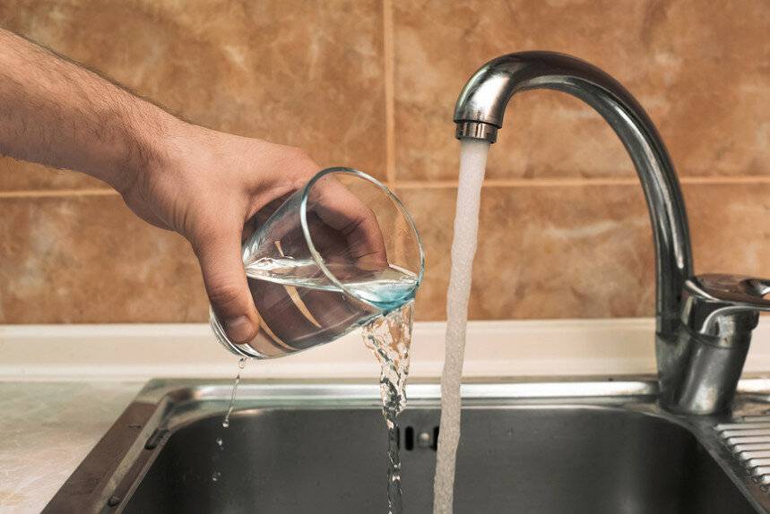 8 простых способов, которые помогут очистить воду, если нет бытового фильтра :: инфониак