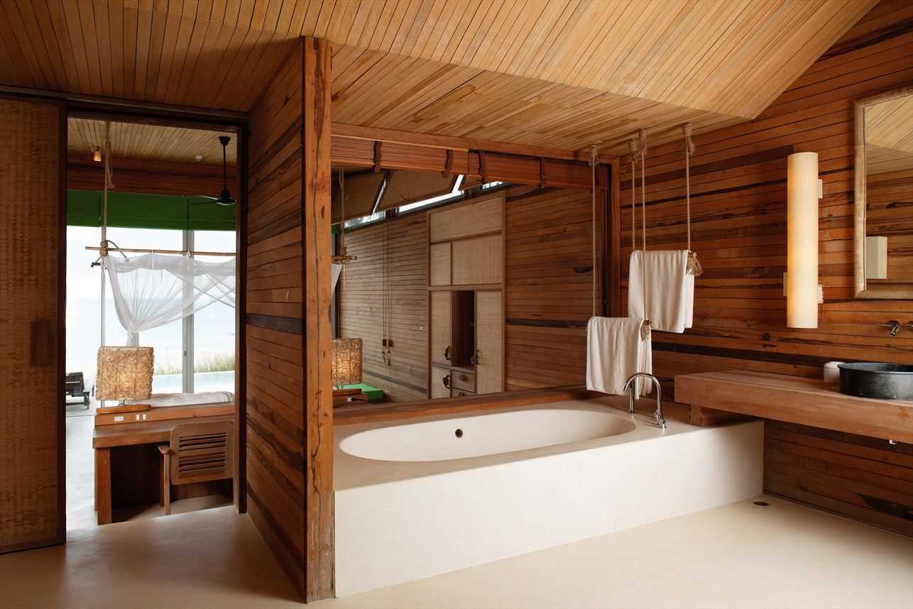 Отделка стен в ванной в деревянном доме: полезные советы