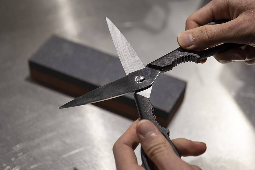 Точилка для ножниц своими руками чертежи. как самостоятельно заточить нож до бритвенной остроты