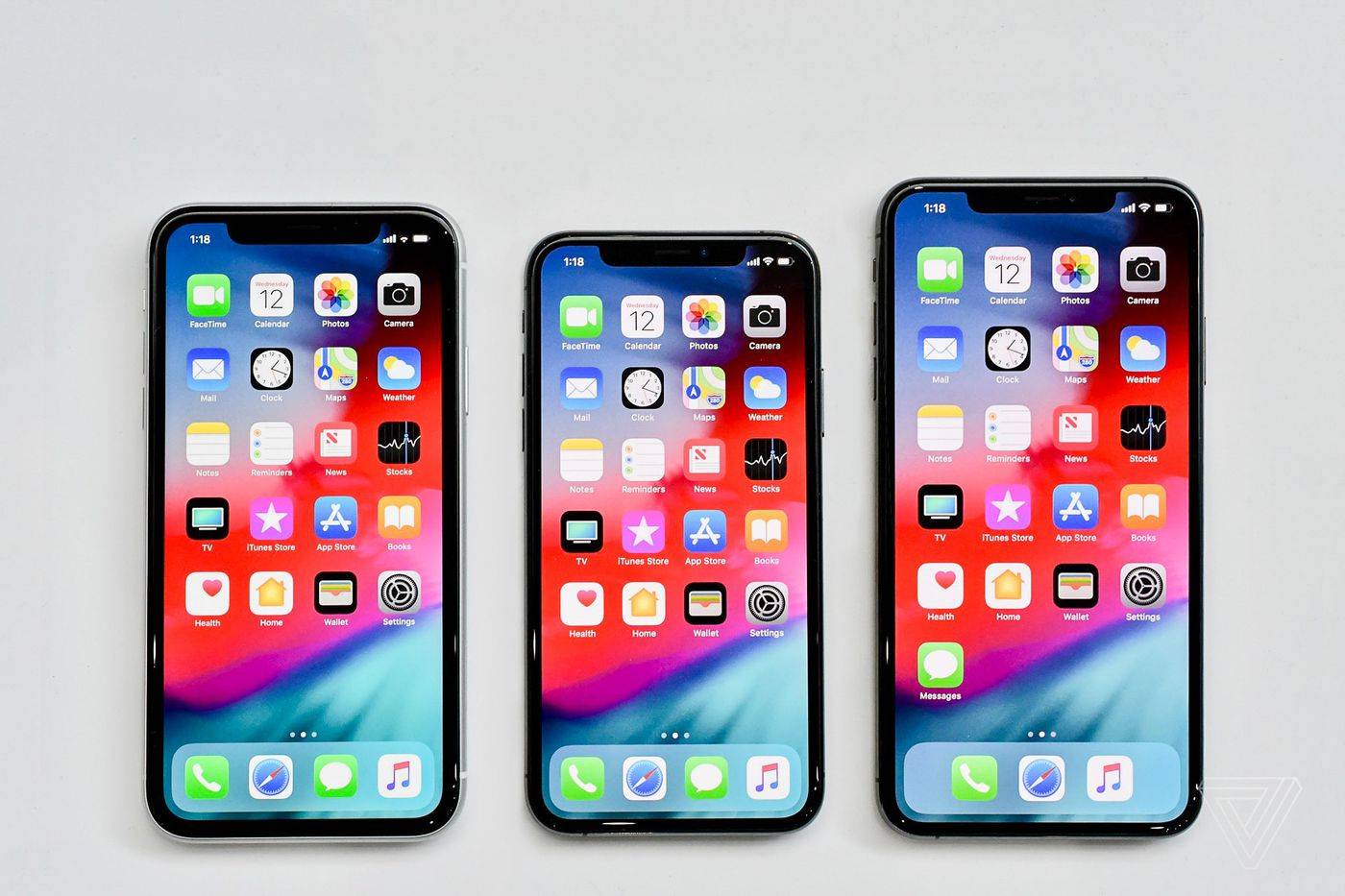 Все отличия iphone xs от xr, x и 8 plus