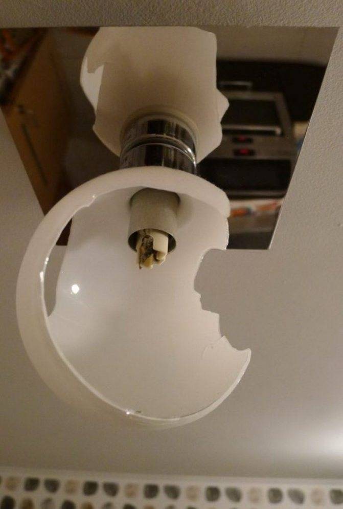 Почему часто перегорают лампочки в люстре ⋆ электрик дома