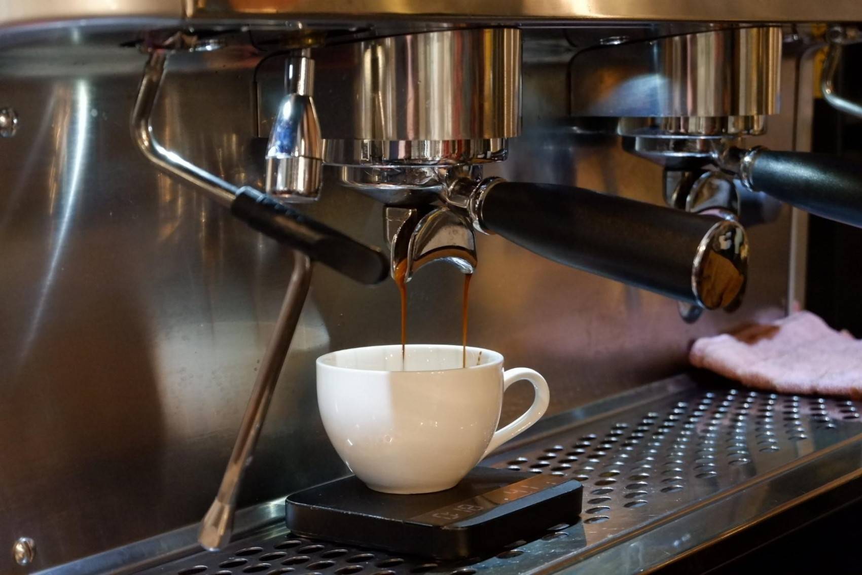 Как варить кофе в кофемашине: способы приготовления, виды кофе