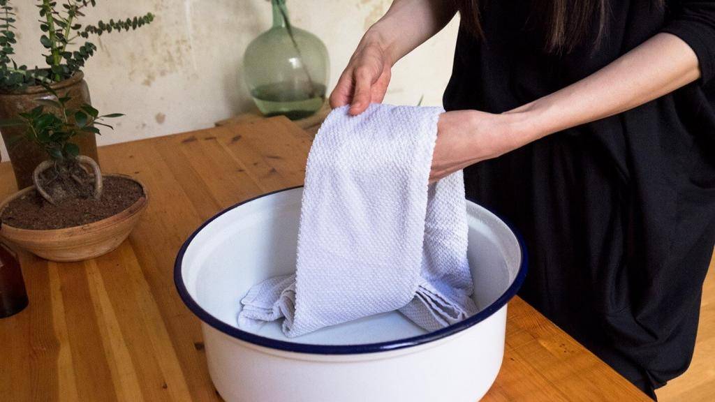 9 способов, как отстирать полотенца кухонные | страж чистоты