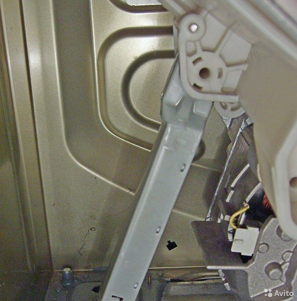 Амортизаторы стиральной машины: как снять, поменять и починить своими руками. что делать при поломке амортизатора в стиральной машине?