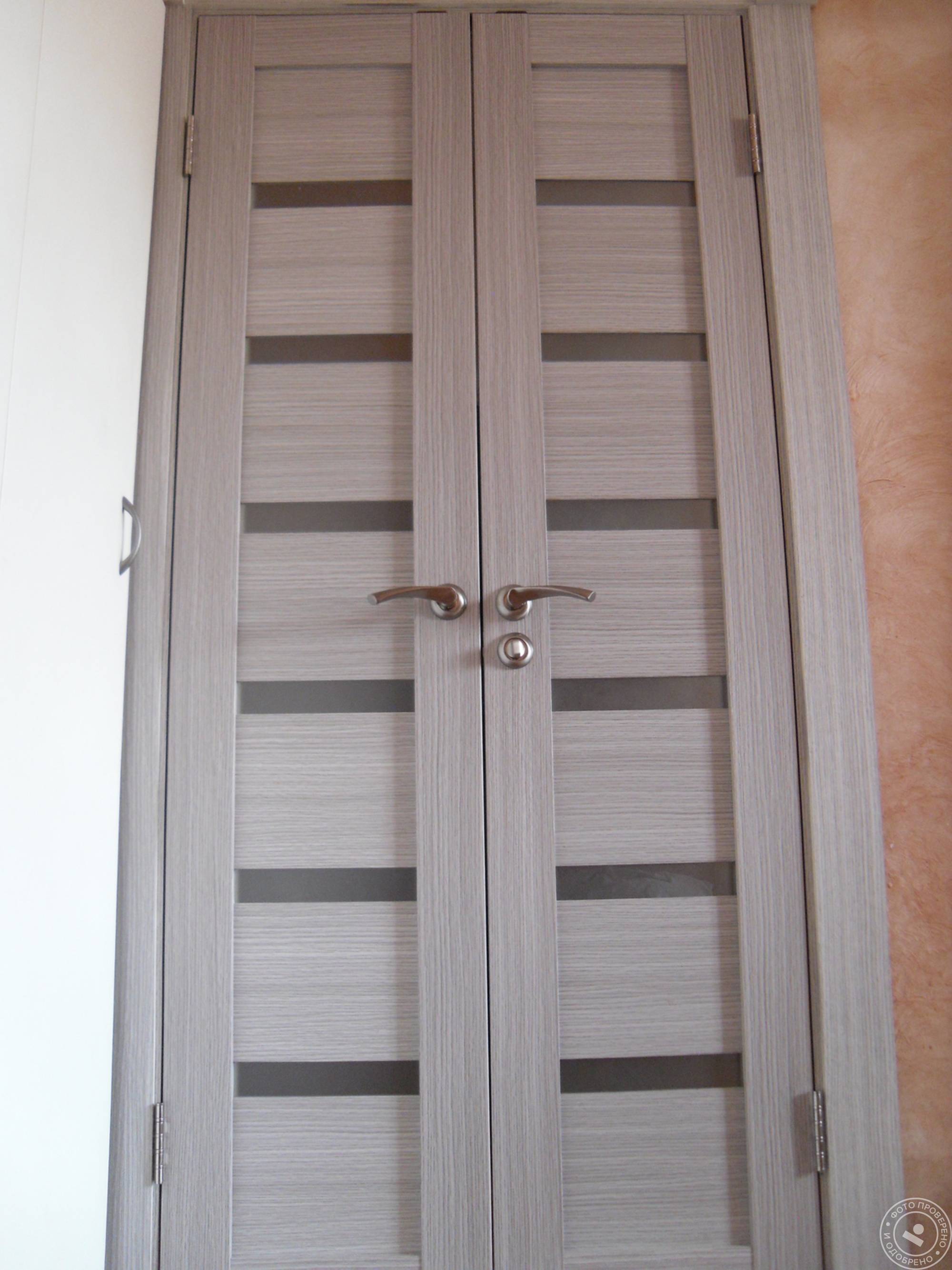 двойные ассиметричные межкомнатные двери фото