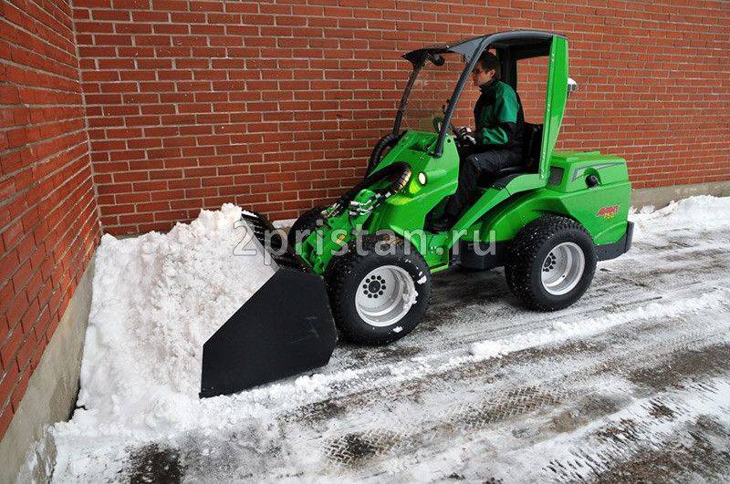 Дорожная техника для уборки снега: как выбрать трактор, аренда оборудования