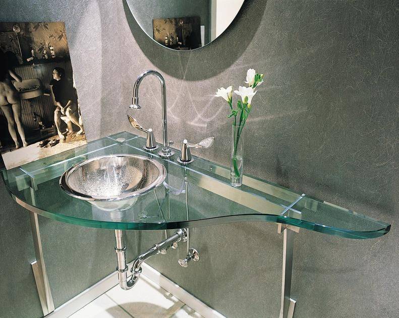 Обзор стеклянных моек и умывальников для ванной комнаты: характеристики