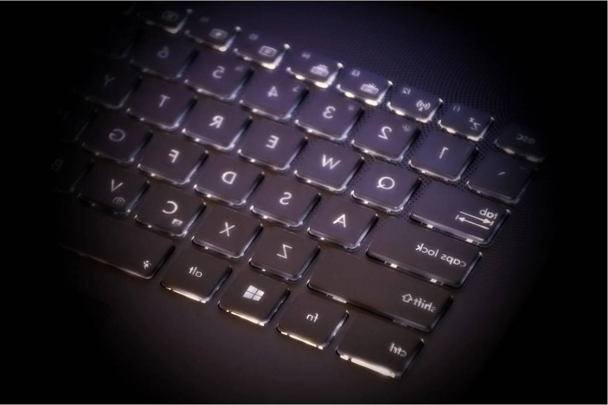Можно ли сделать подсветку клавиатуры на ноутбуке? - настройка железа и софта