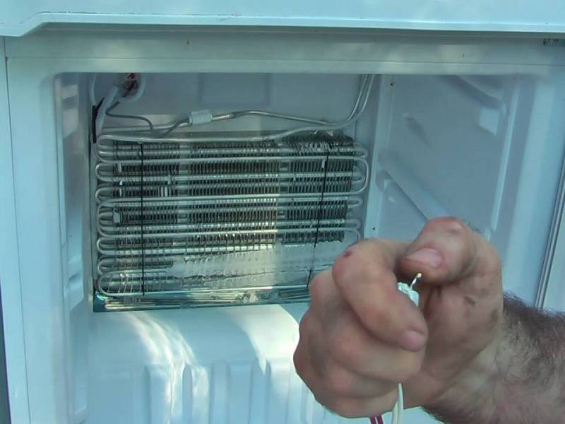 Холодильник не морозит, что делать? причины, устранение проблем