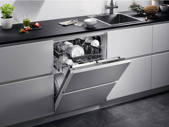Особенности установки посудомоечной машины: виды машин, нюансы установки в готовую кухню