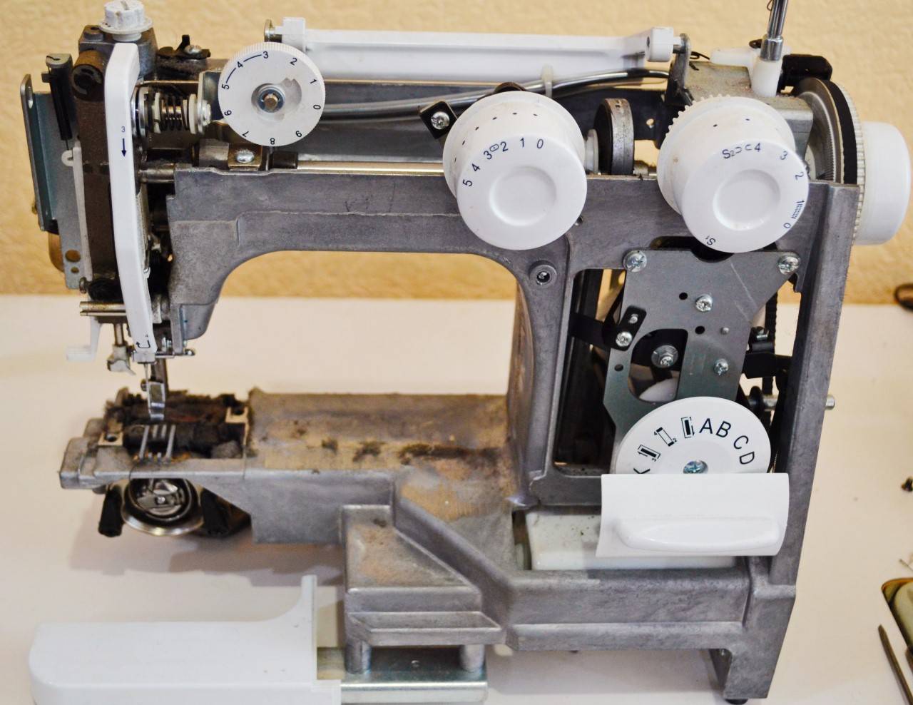 Швейная машинка рейка