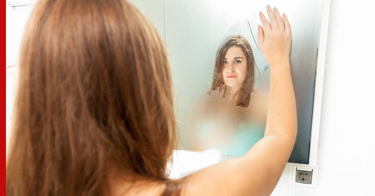 Что делать, если запотевает зеркало в ванной?