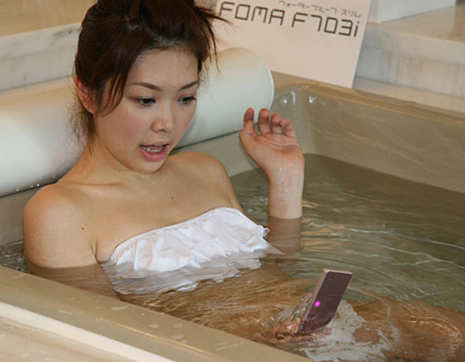 Японские девочки в ванной