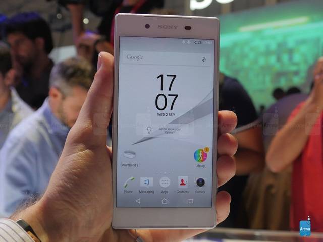 Sony xperia z – стеклянный смартфон с минимальными недочетами