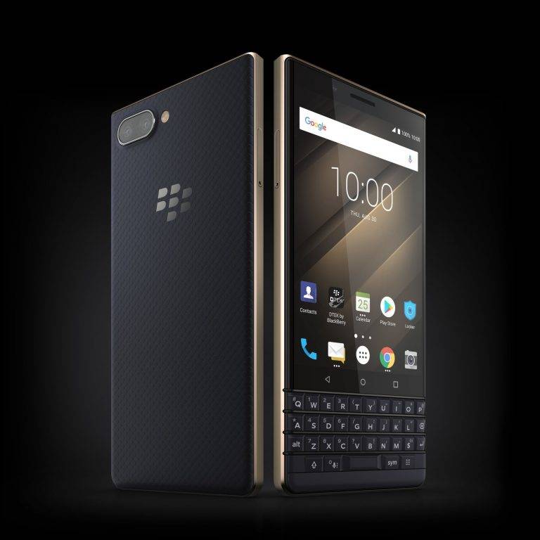 Почему смартфон blackberry популярен среди бизнесменов?