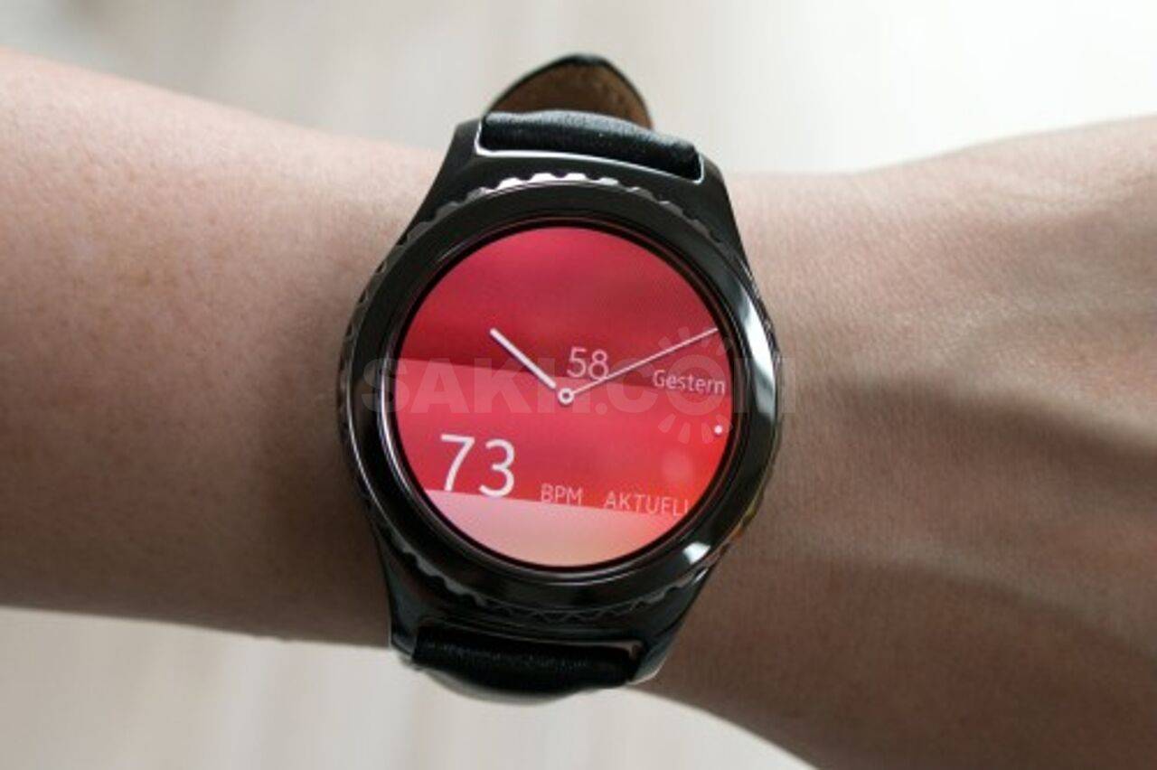 Samsung galaxy watch vs samsung gear s2: в чем разница?