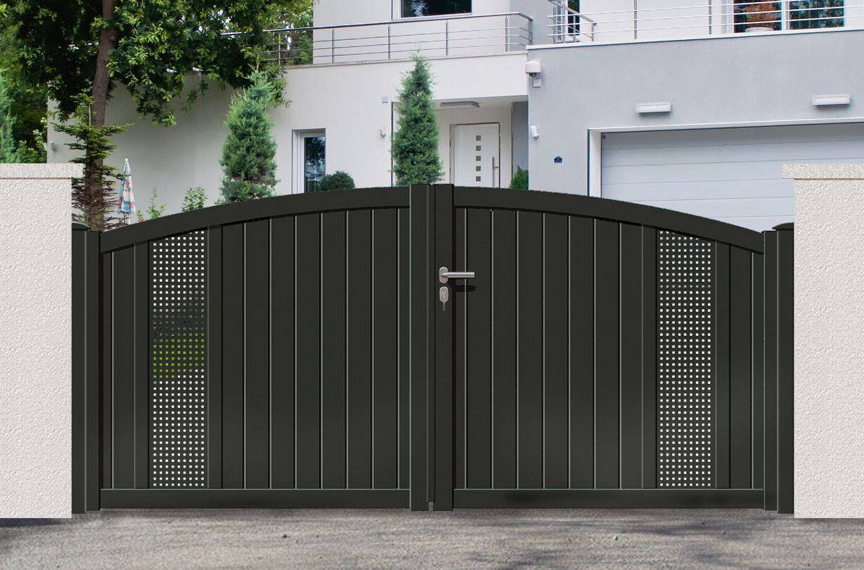 Особенности установки ворот для частного дома