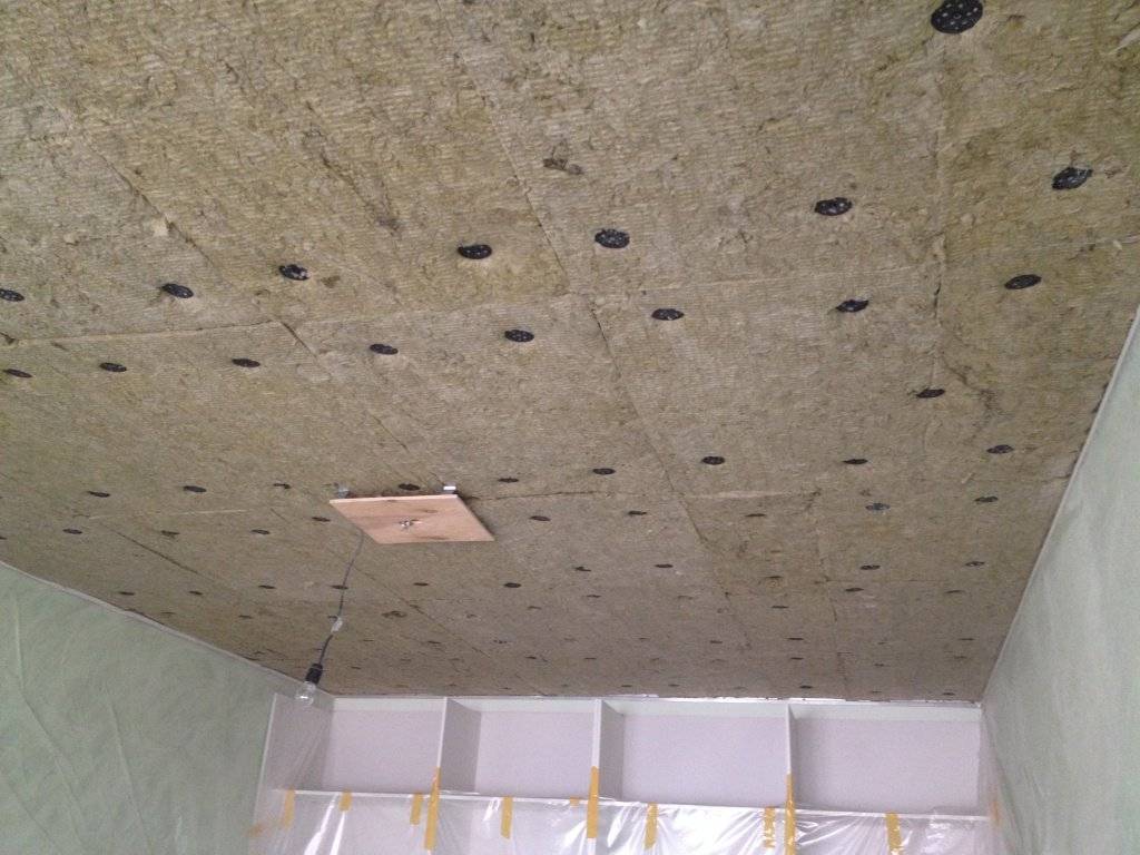 Шумоизоляция потолка в квартире под натяжной потолок: как сделать .