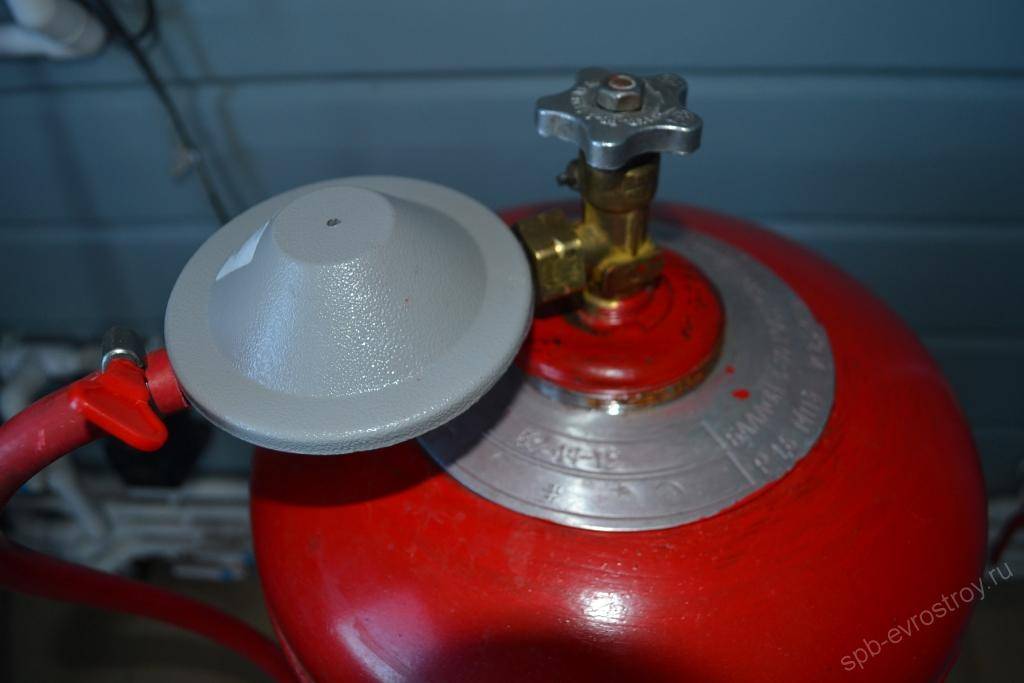 Как подключить газовую плиту, подключение газовой плиты к баллону на даче, как поменять баллон