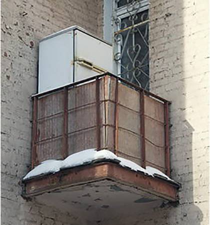 Как хранить холодильник зимой в неотапливаемом помещении: на балконе, на даче, на улице | inwomen