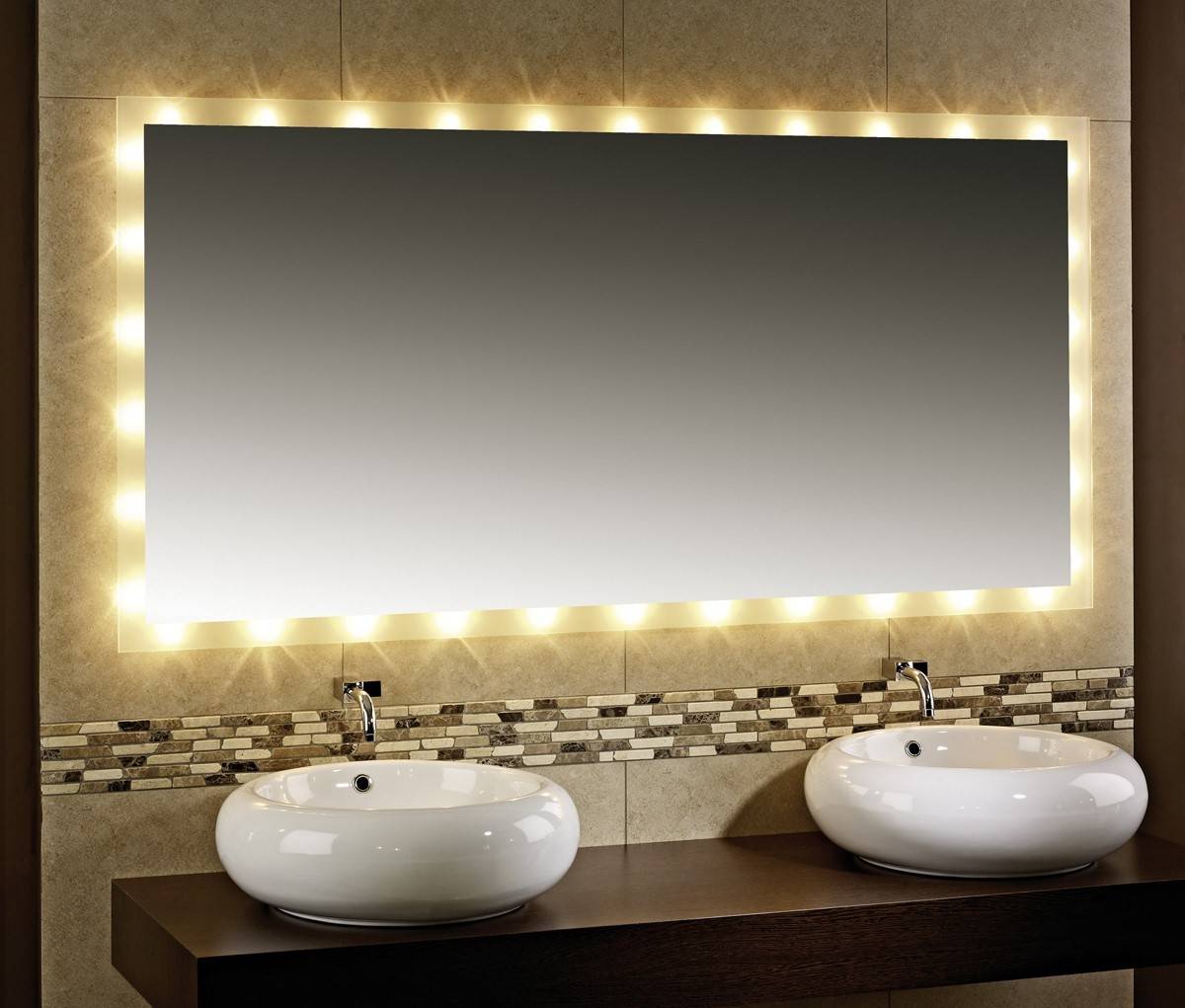 Дизайнерское зеркало в ванную комнату с подсветкой