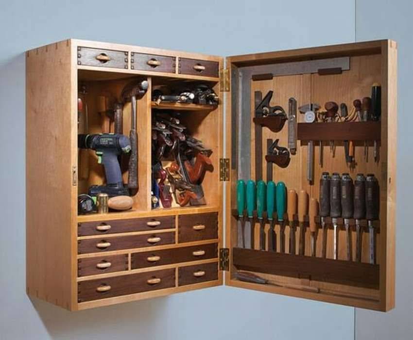 Как сделать шкаф для инструментов своими руками?