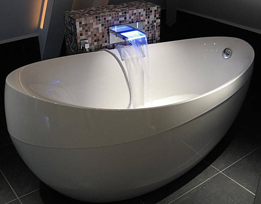 Уникальные квариловые ванны: 8 достоинств