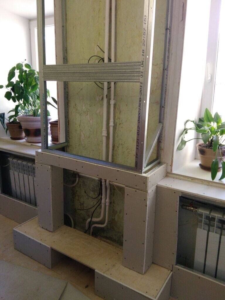 Как спрятать трубы отопления