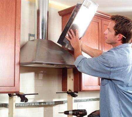 Как установить вытяжку на кухне своими руками (видео)