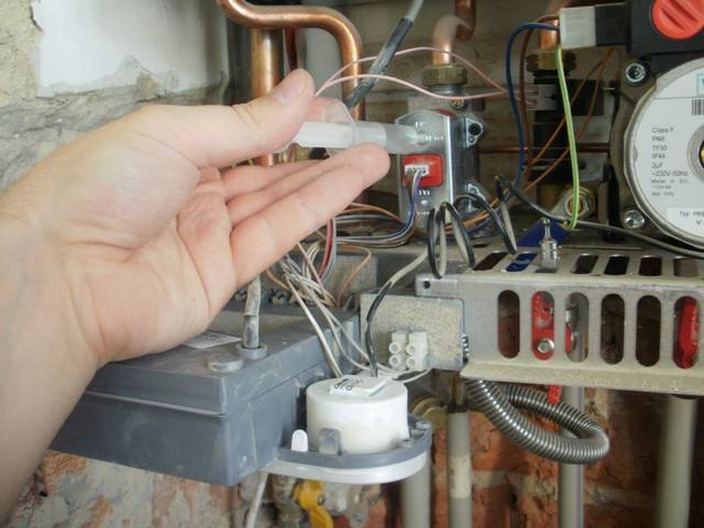 Не включается газовый котел причина
главная