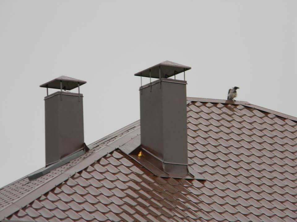 Вентиляционный выход на крышу: монтаж своими руками
