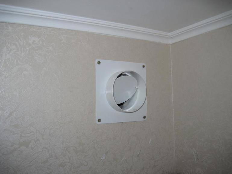 Обратный клапан на вентиляцию в квартире