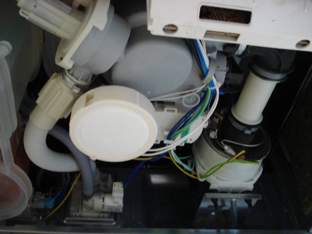 Датчик перелива воды в посудомоечной машине электролюкс - вместе мастерим