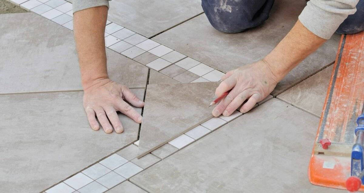 Как заменить одну плитку на полу: реставрационные работы