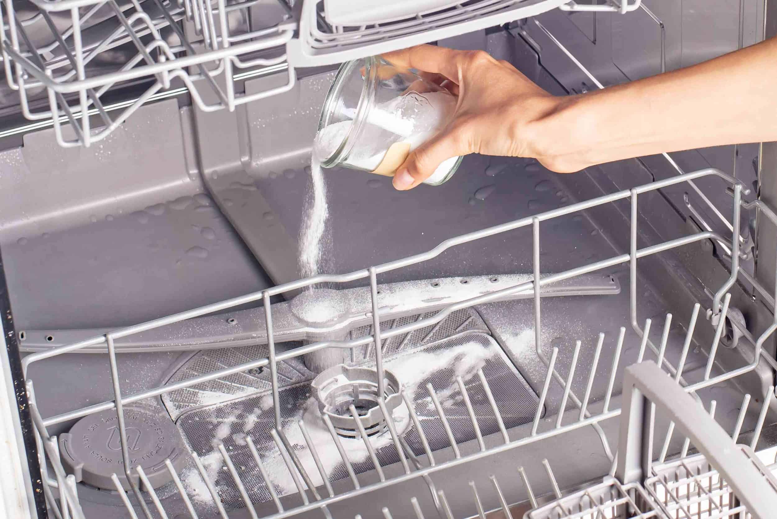 Посудомойка плохо моет посуду: причины неисправности, обзор решений