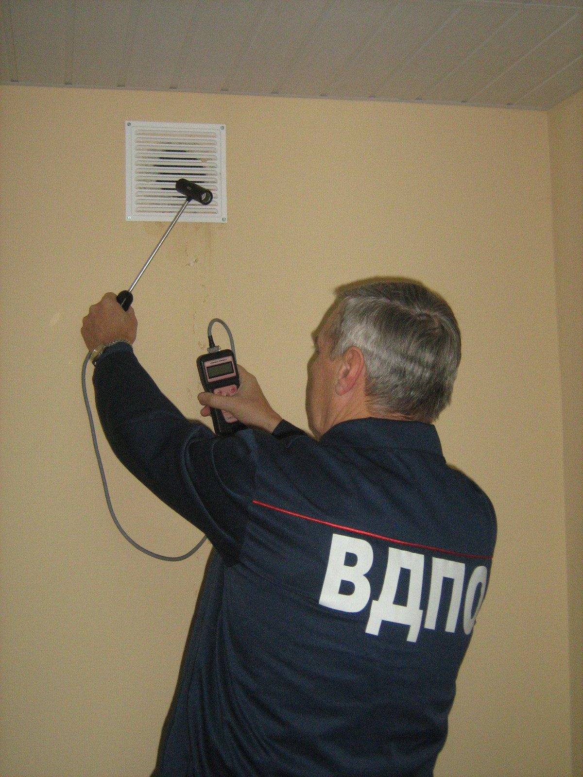 Как проверить вентиляцию в квартире: как должна работать, приборы