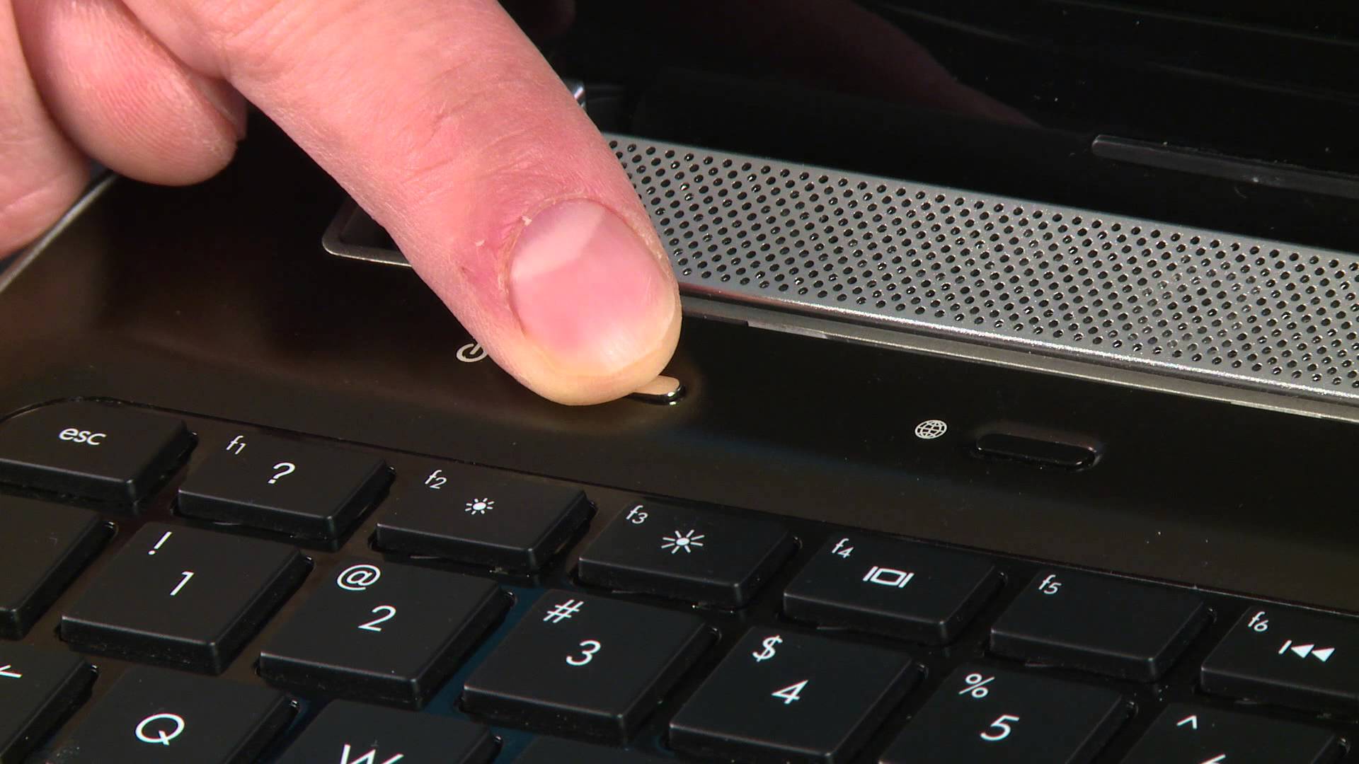 Как перезагрузить ноутбук с помощью клавиатуры