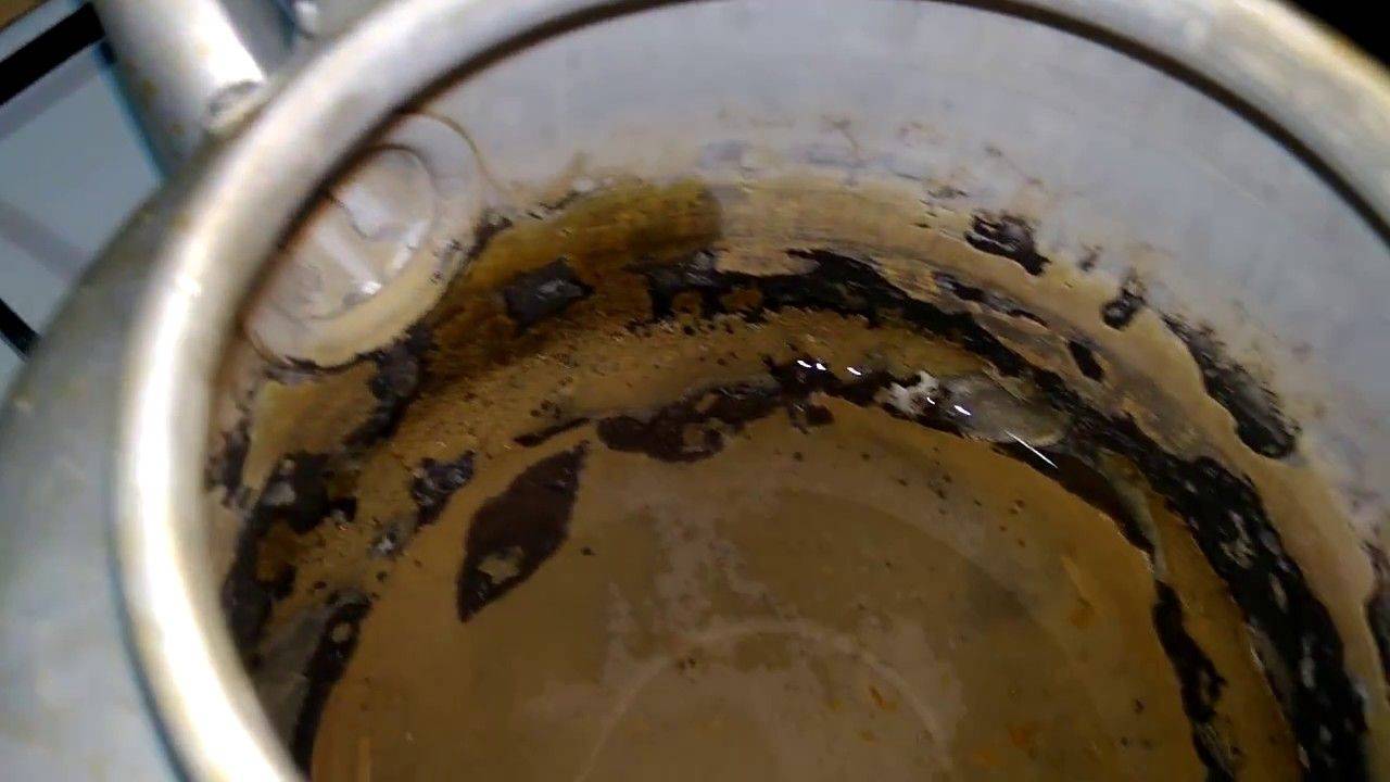 Как быстро и эффективно очистить чайник от ржавчины изнутри и снаружи?