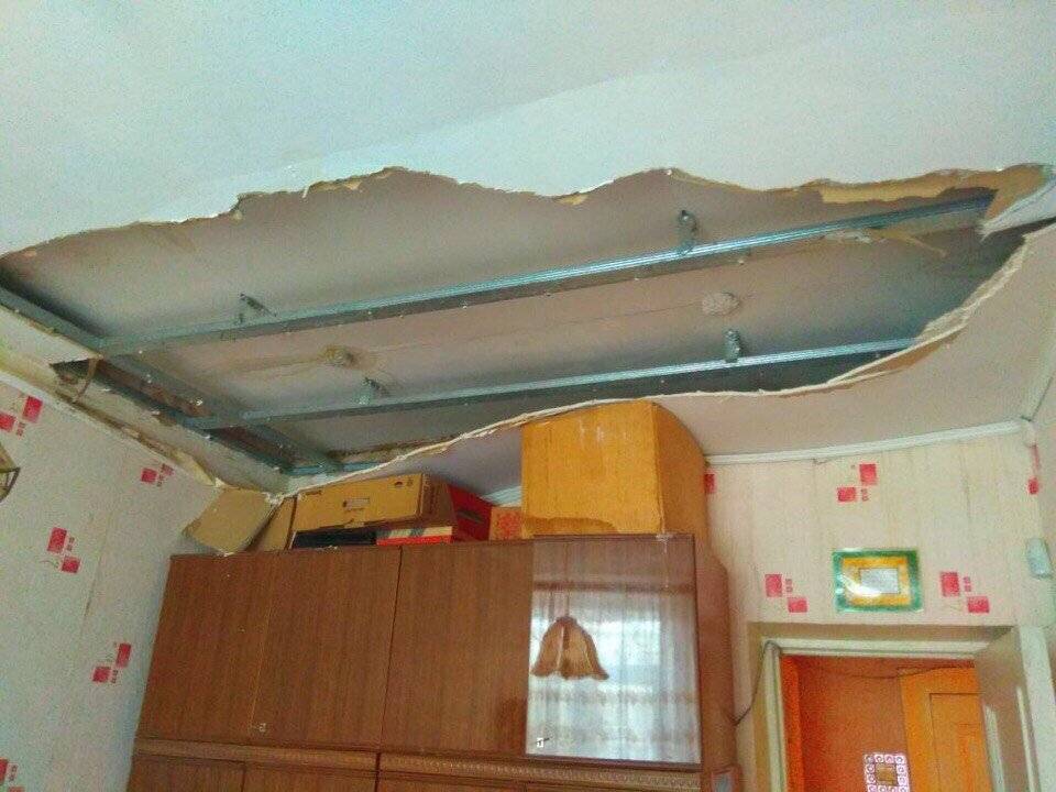 Что лучше выбрать: натяжной потолок или гипсокартон — определяем для себя