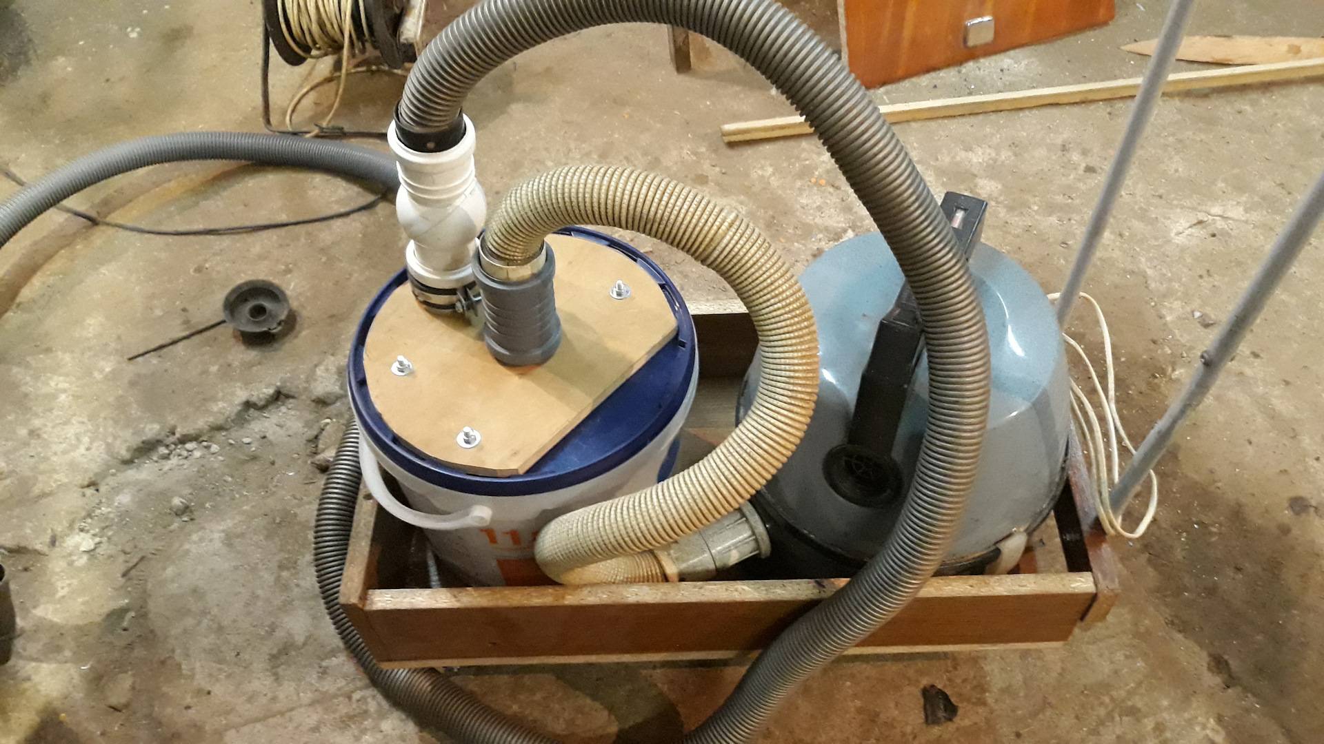 Из чего можно сделать фильтр для пылесоса в домашних условиях