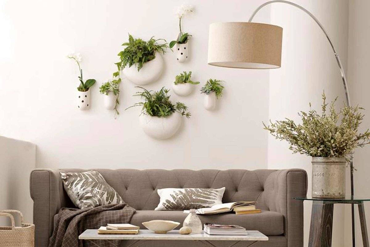 Стена над диваном в гостиной: топ-100 фото красивых идей оформления