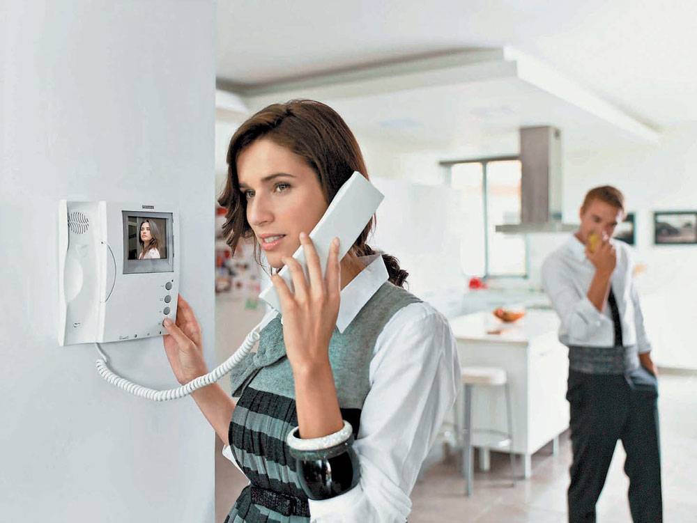 Рейтинг видеодомофонов для квартиры 2022 года: какие бывают, как выбрать, сравнение лучших моделей с wi-fi, топ производителей, отзывы