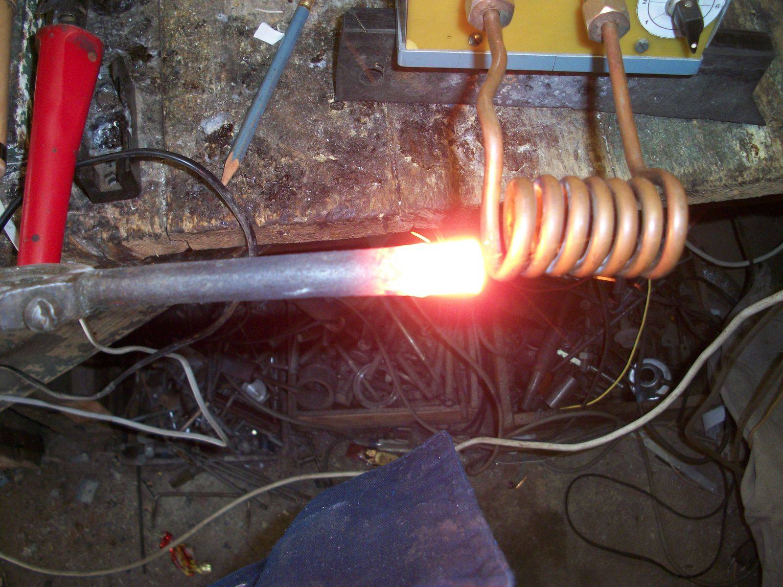 Индукционный нагреватель металла своими руками: схема
индукционный нагреватель металла своими руками: схема