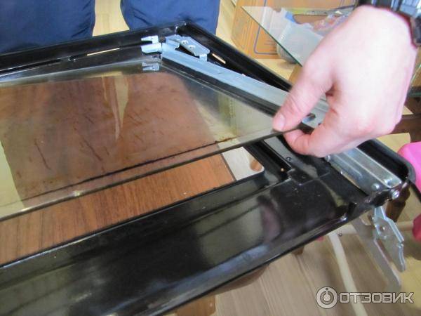 Как почистить стекло и между стеклами в духовке