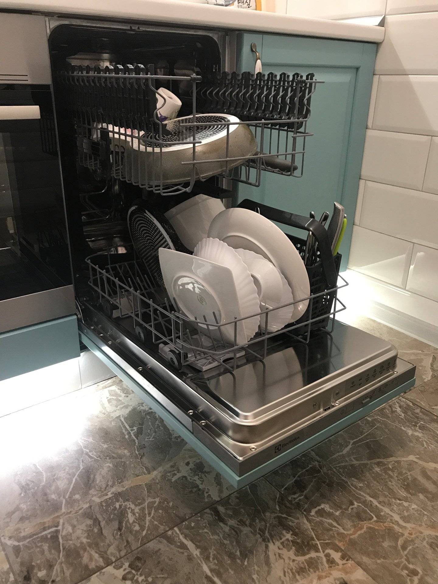 Обзор посудомоечной машины electrolux esl 94200 lo | женский журнал