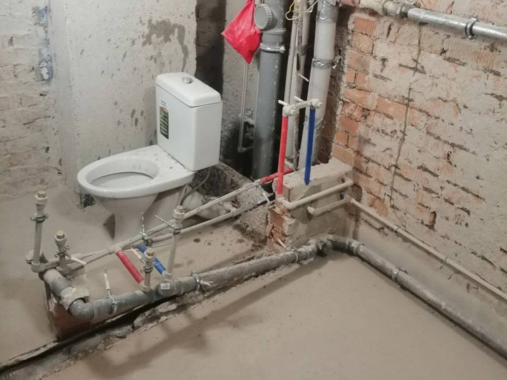 Замена труб в туалете и ванной: как заменить канализационные и водопроводные системы