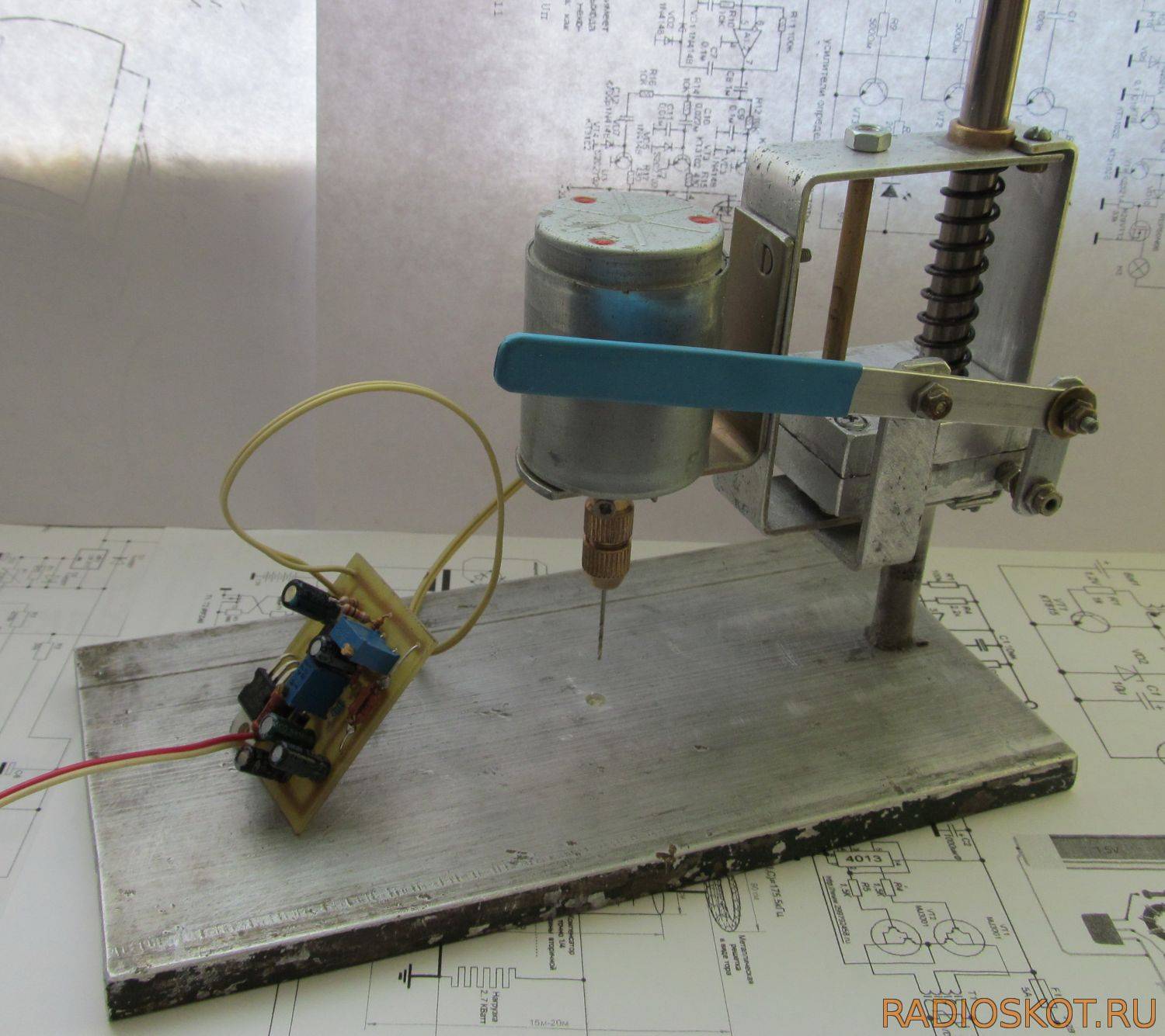 Самодельные д. Станок сверлильный для печатных плат кд 36. Сверлильный станок бп1-131. Мини сверлильный МС-50м.